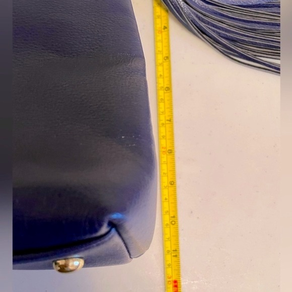 (NWT) Anne Klein Shoulder Handbag with Tassel | Leo Lion Logo - Picture 9 of 13